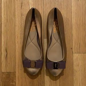 Barely used Ferragamo ballerina flats